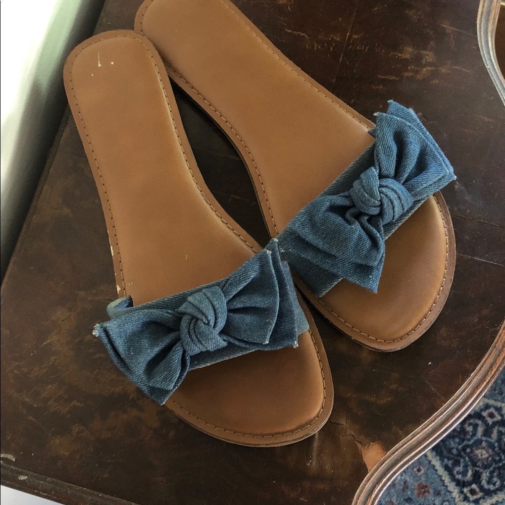 🚙Time and Tru Blue Bow Women's Sandals - Denim Blue 💙